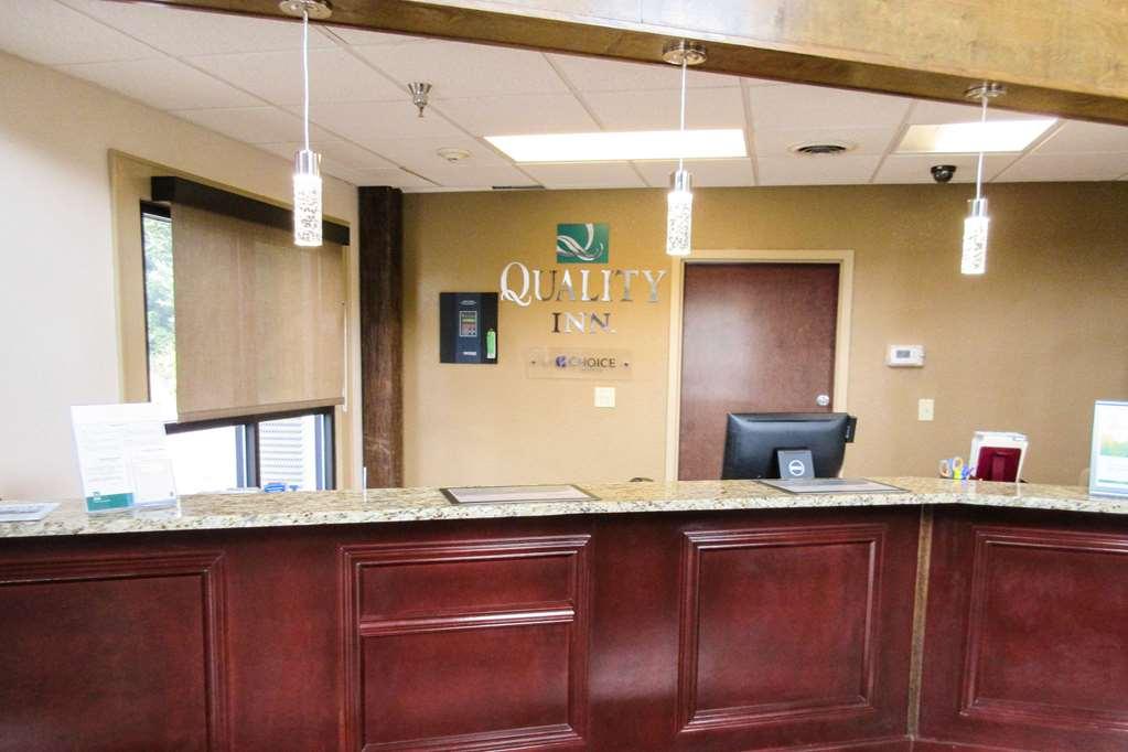 Quality Inn Монтигл Интерьер фото
