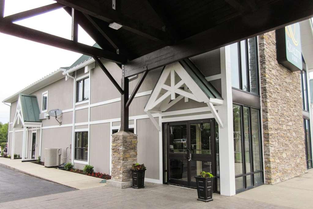 Quality Inn Монтигл Экстерьер фото