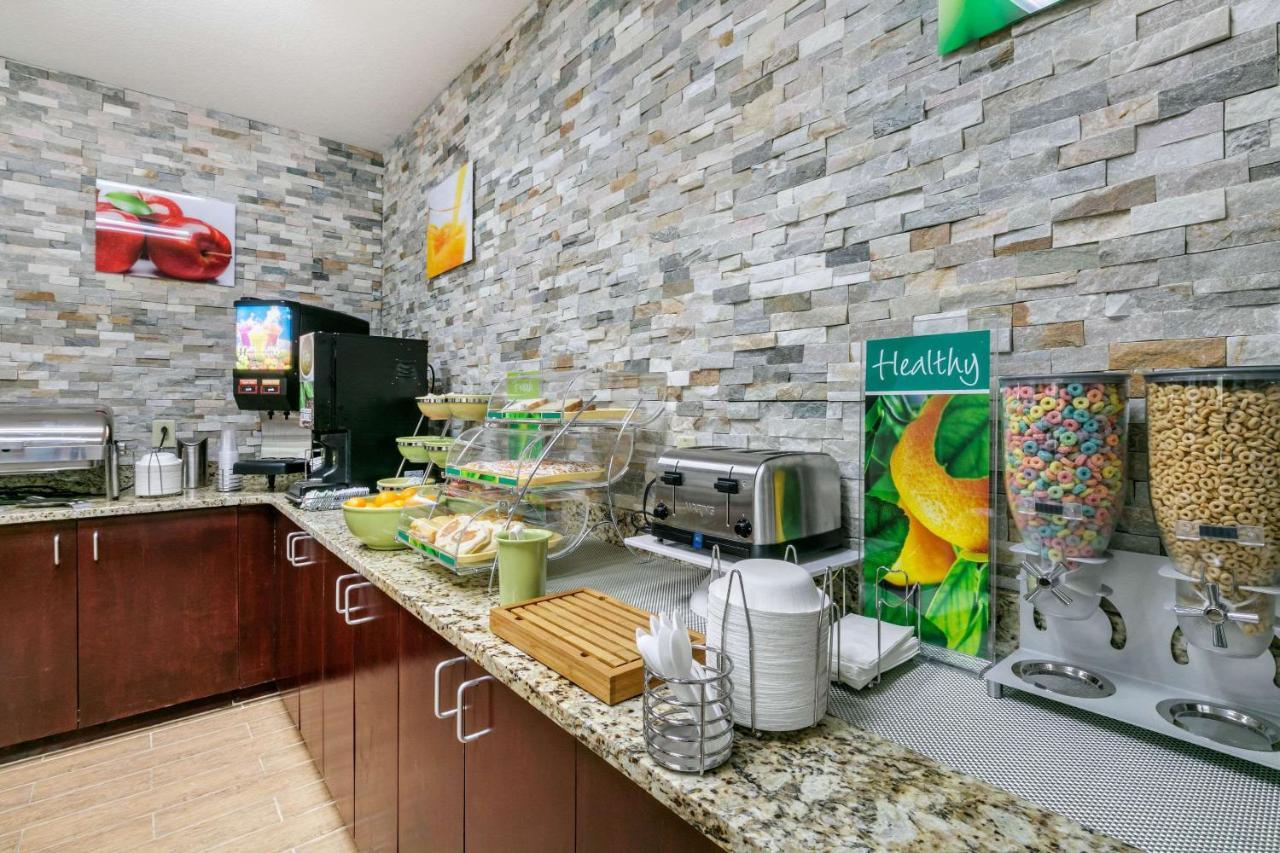 Quality Inn Монтигл Экстерьер фото